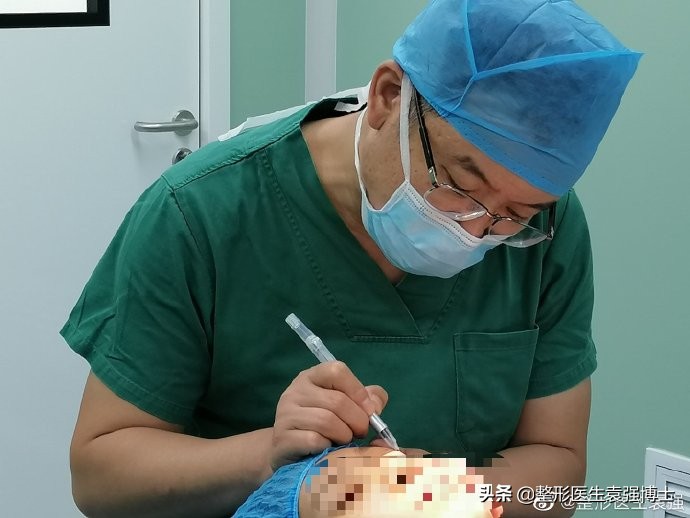 做完提眉后感觉很奇怪,做完提眉疼多久