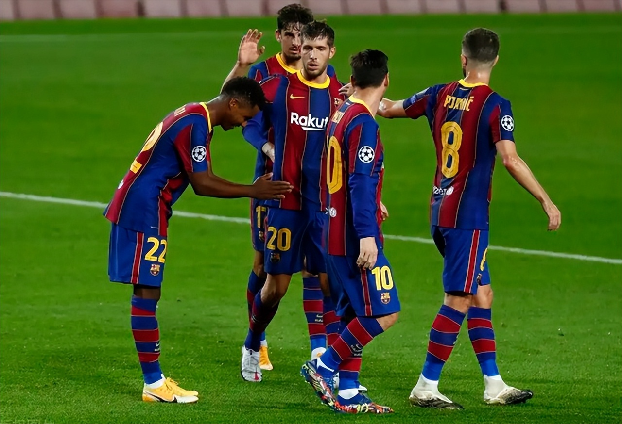 巴萨中锋C计划曝光，曾是梅西接班人，相比莱万有2大优势2大隐患