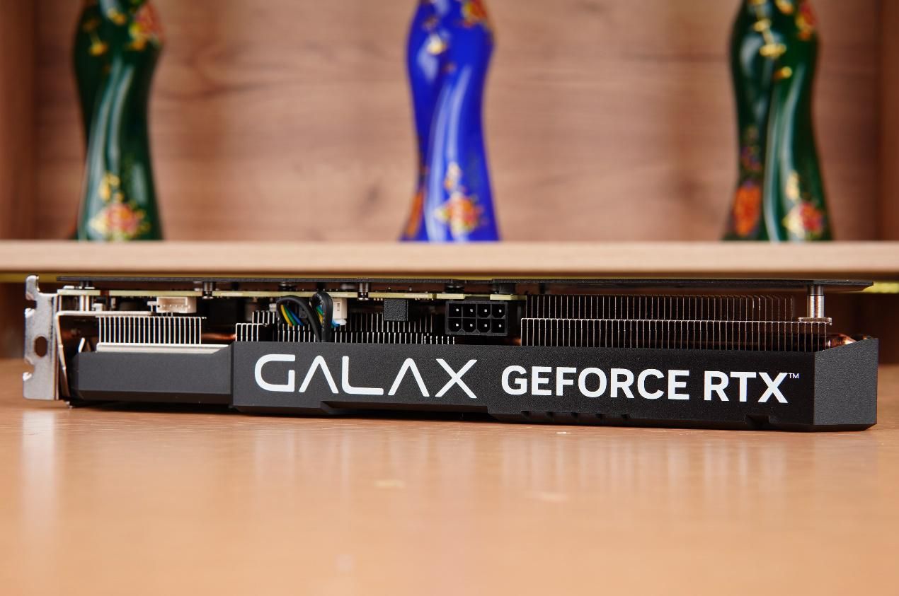 itx机箱闪鳞g200装机推荐,闪鳞g200机箱尺寸