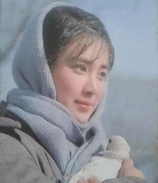 最美妲己近照曝光,最美妲己吸毒