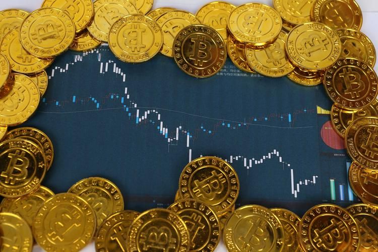 中国外储逆涨1550亿！无视美国反对，坚决抛美债，买黄金