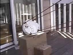 千万不要轻易穿抹胸吃火锅！: