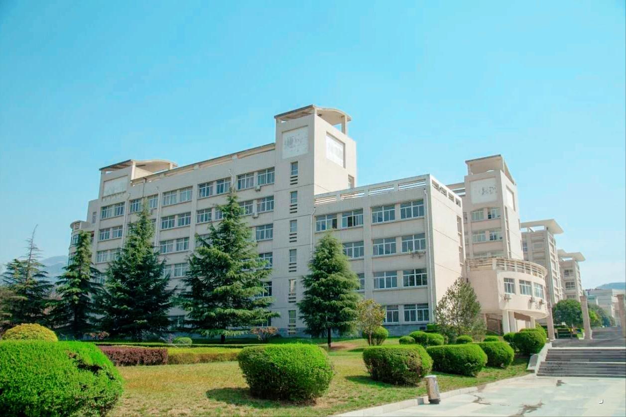 西安科技大学近三年陕西省最低录分线及位次是多少？