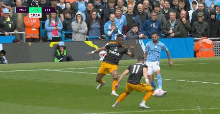 曼城1-1战平埃弗顿哈兰德,曼城4-1阿森纳哈兰德