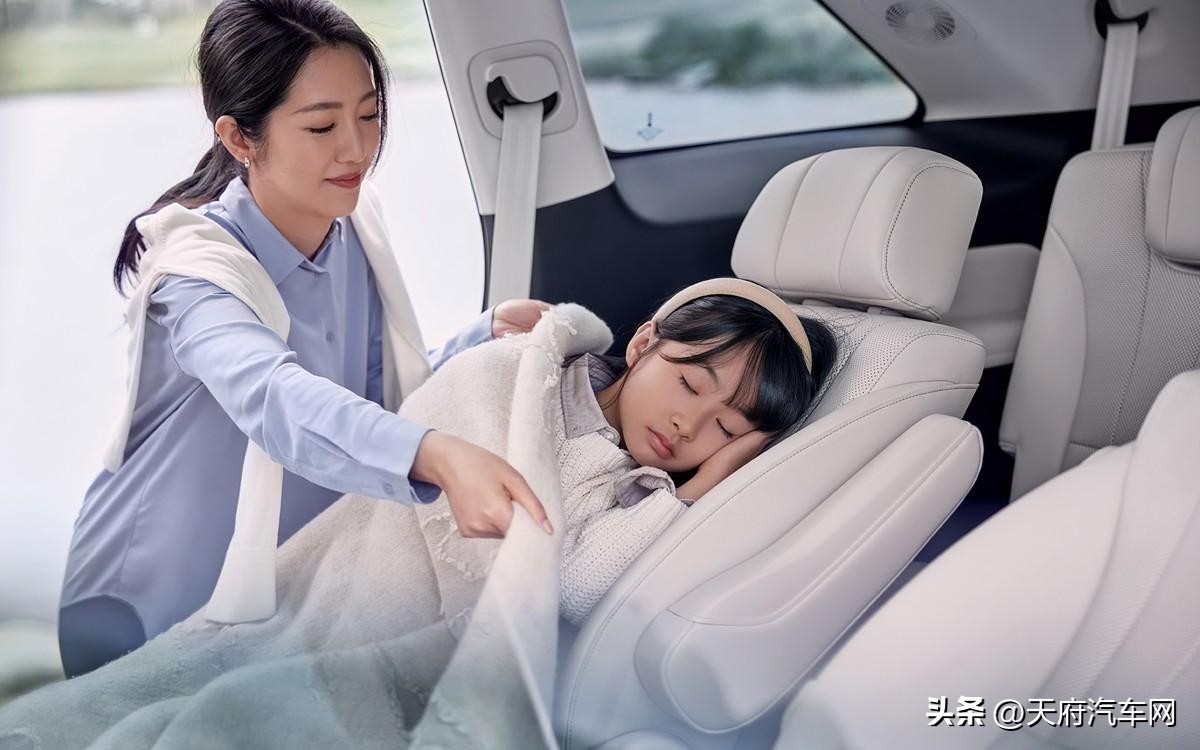 23款魏牌蓝山最新落地价格,魏牌蓝山深度测评2023款落地价