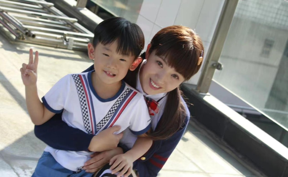 徐洪浩吃醋刘晓洁,徐洪浩和儿子去探班刘晓洁