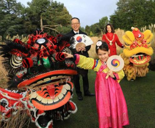 鐭ュ悕姹夋湇绔ヨ,鍥介绔ヨ璇″紓