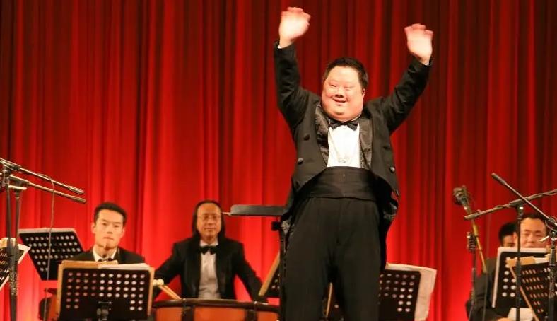 天才指挥家舟舟近况,天才指挥家舟舟的谎言