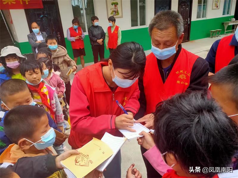 李露河南冠军,邓州残奥会冠军李露