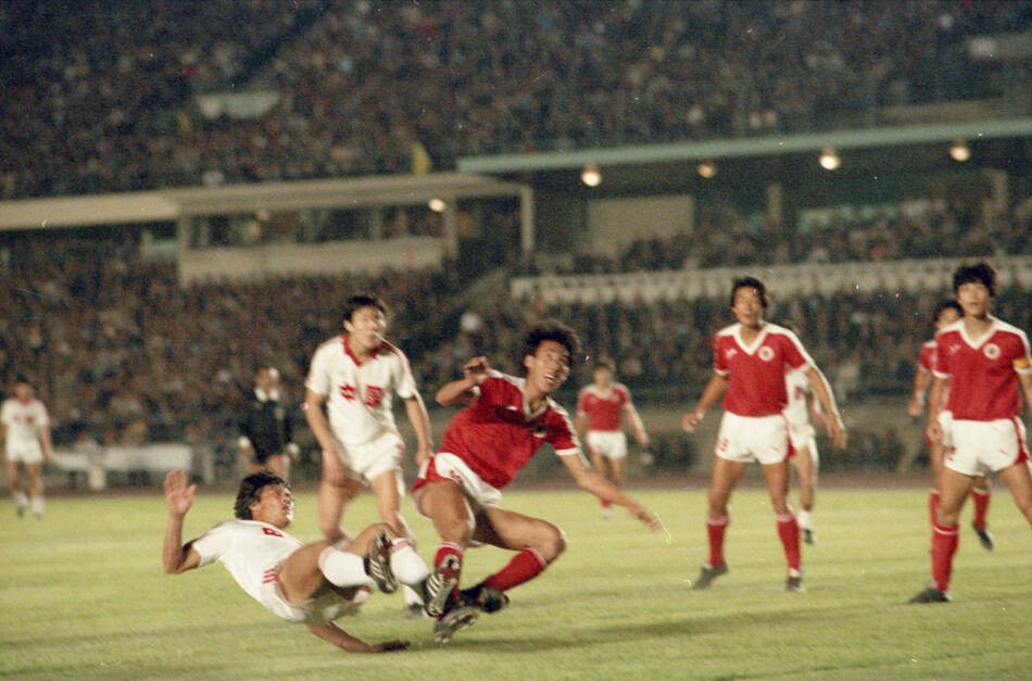 足彩国足对泰国2比0,亚洲赛足球国足惨败