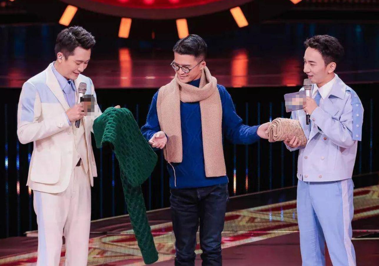 回乡织毛衣年入500万,85后小伙回家织毛衣年入500万