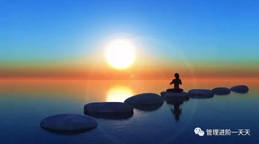 如何应对店长的负面情绪抱怨,员工经常抱怨的情绪应该怎么解决