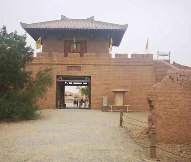 丝绸之路对中外交流起到什么作用,丝绸之路在中外交流中的作用