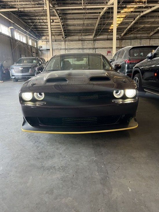 道奇挑战者红眼宽体地狱猫越狱版,道奇挑战者地狱猫红眼国内多少钱