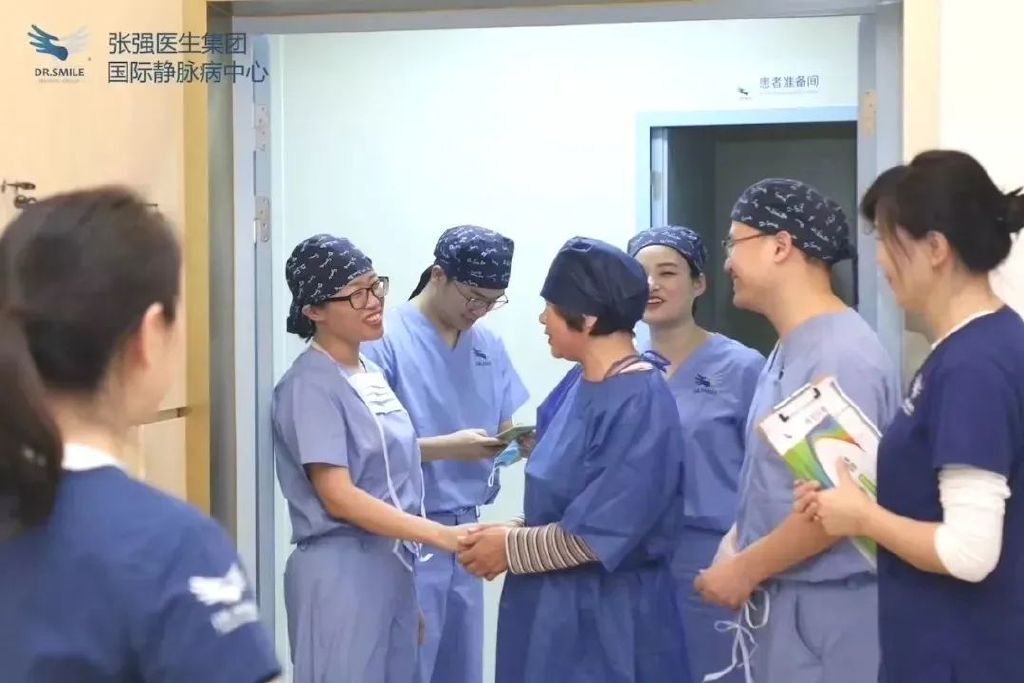 坚持与信仰：一对藏族夫妇7年，跨越2000公里的静脉曲张治疗之旅