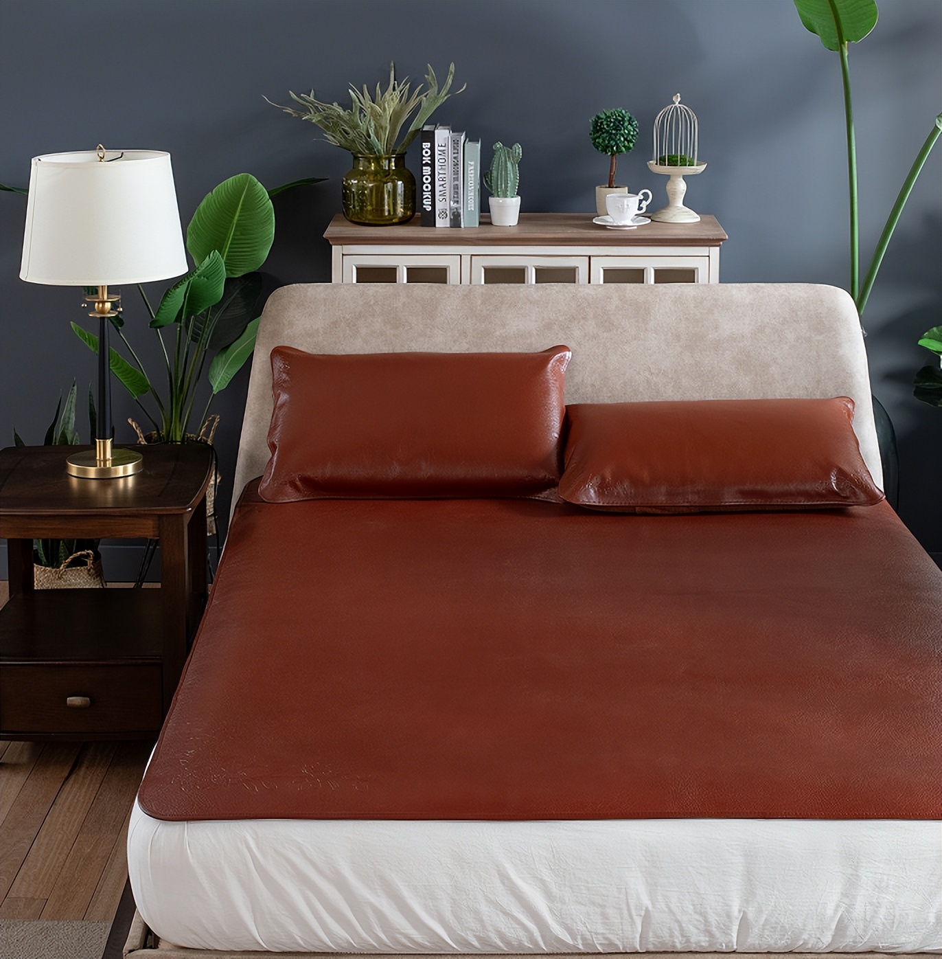 牛皮席选择买什么品质的,亮光牛皮席和哑光牛皮席