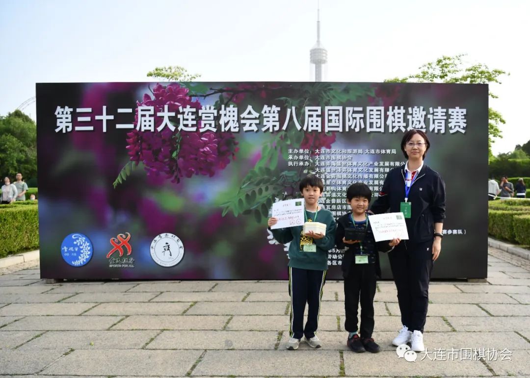 槐香四溢沁入八荒,槐香四溢