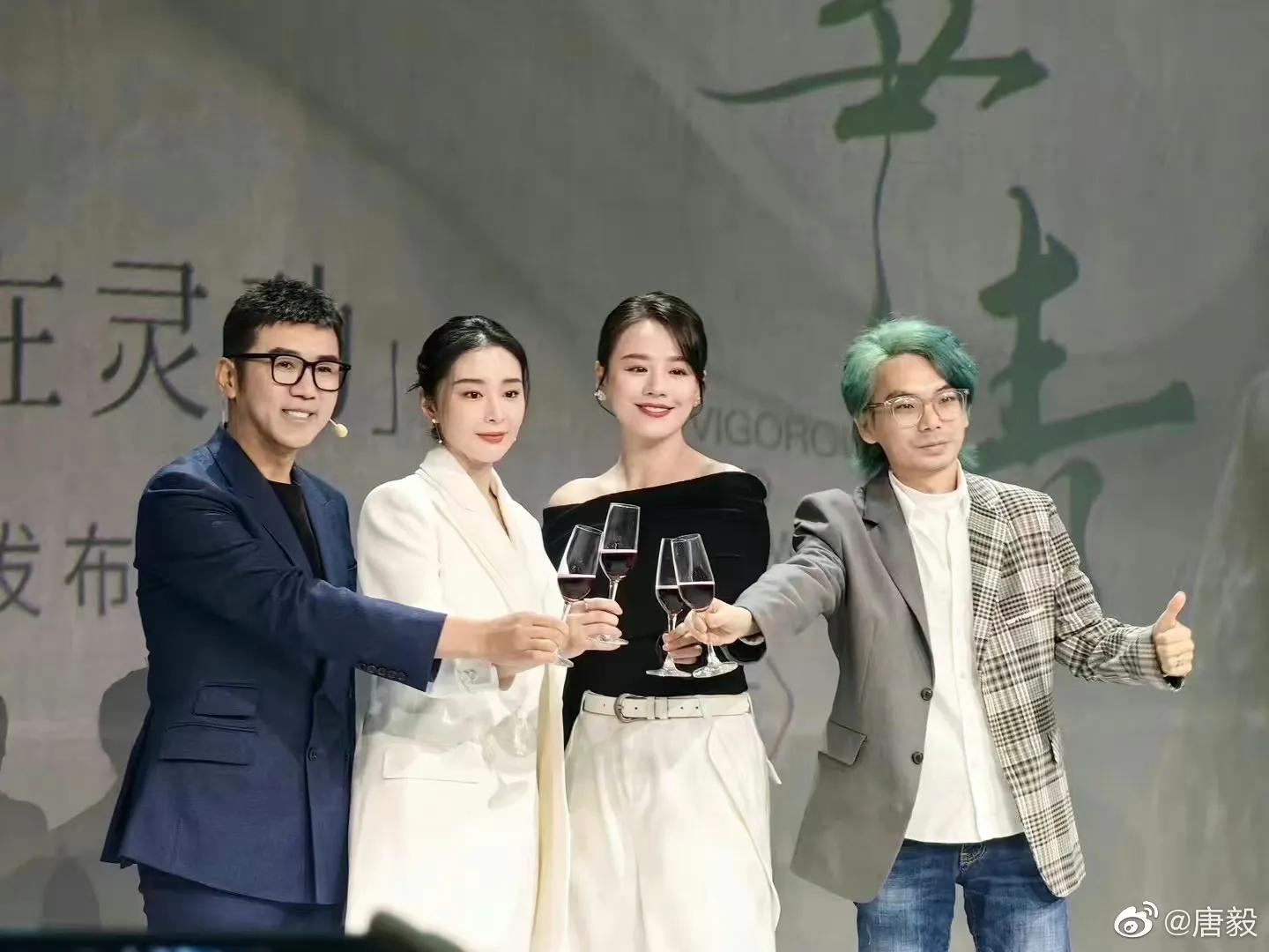 高叶代言小米手机，雷军发文追《狂飙》