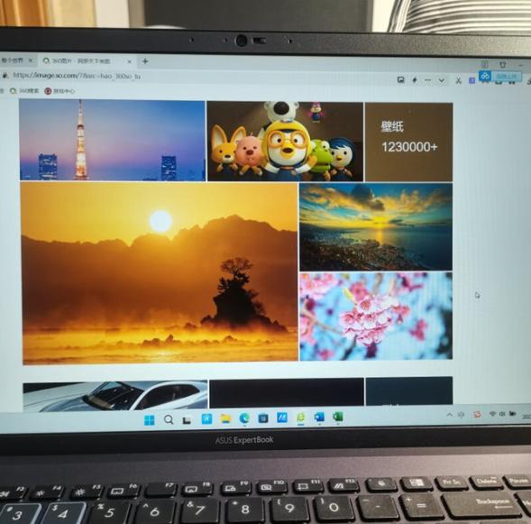 电脑屏幕刺眼怎么解决,电脑屏幕很亮刺眼模糊看不清