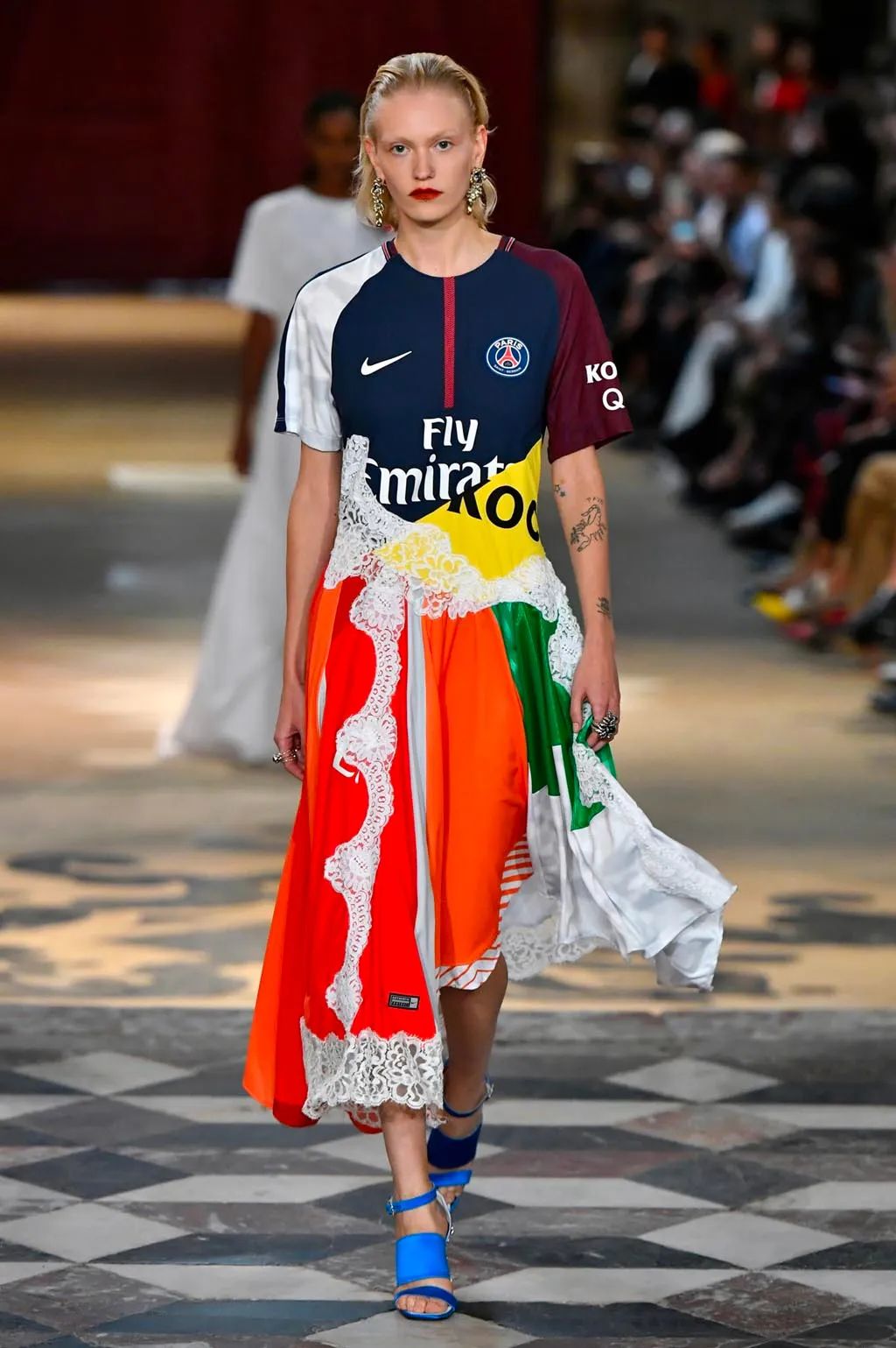 最伟大的俱乐部,最伟大的作品歌词