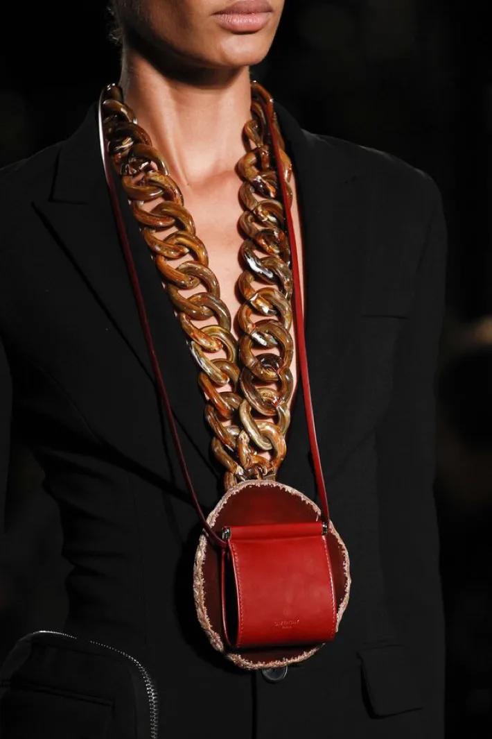 chanel涓彜鐜崇憗鎵嬮摼,chanel鐜崇憗