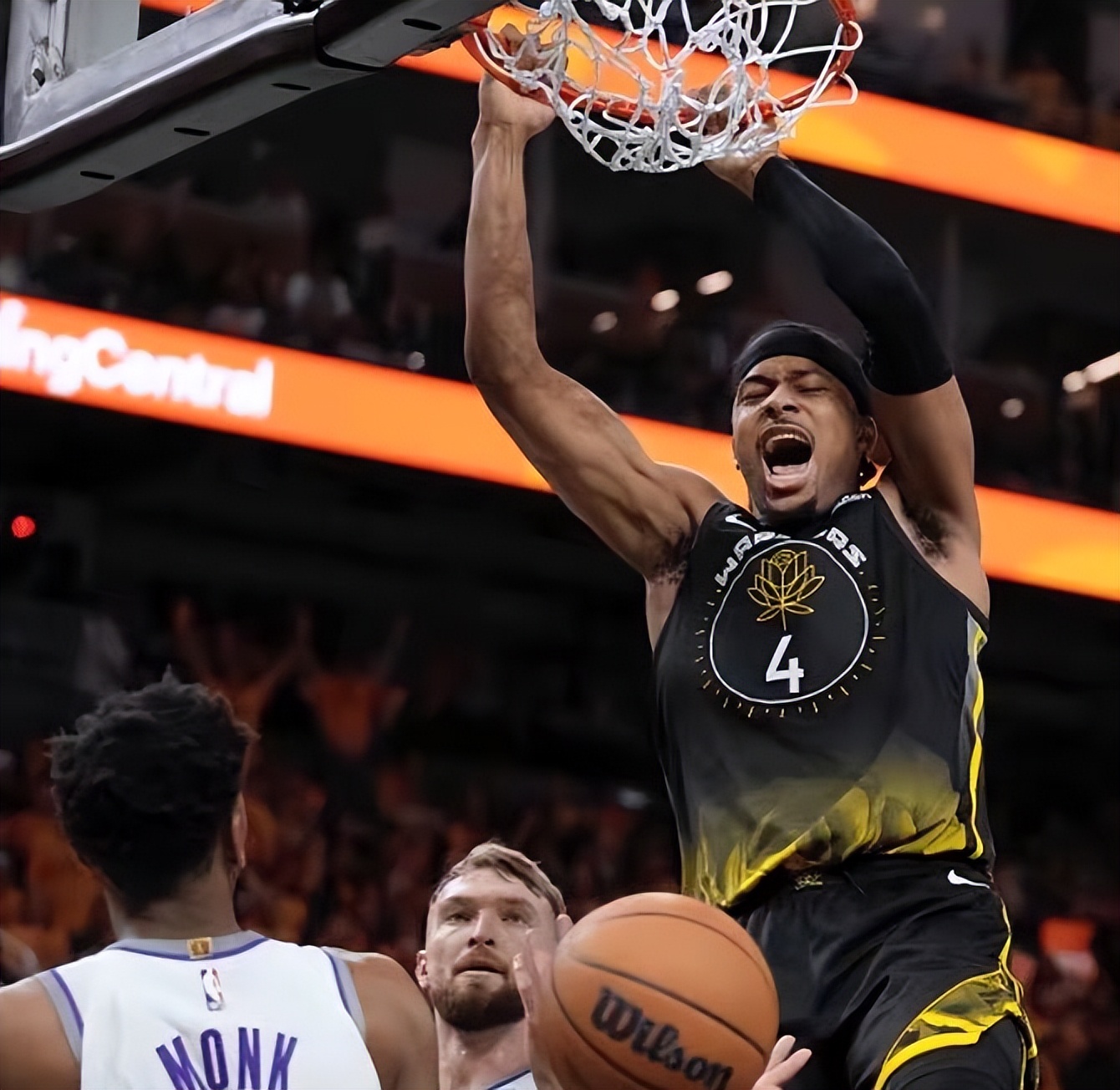 1346万，恭喜勇士！被雪藏了两年，库里身边，你成科尔的秘密*器武**