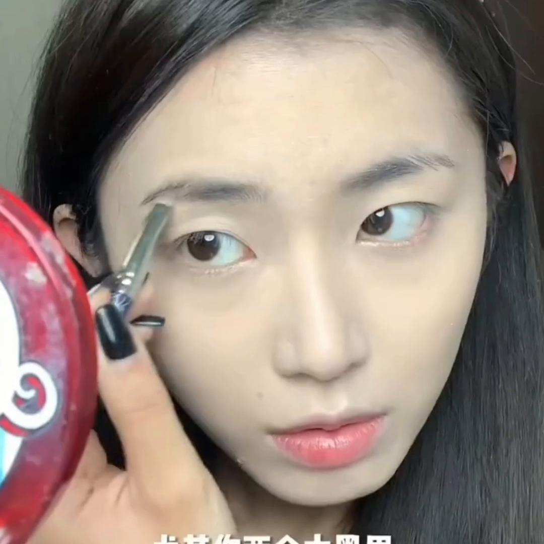 眼妆新手初学眼妆教程,适合新手小白的眼妆画法