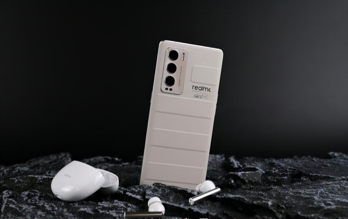 从oppo用到vivo,oppo和vivo手机感觉存在感不高