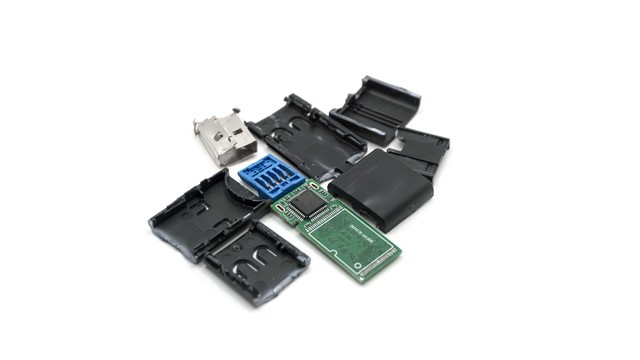 u盘怎么格式化fat32,u盘怎么格式化可以不被恢复