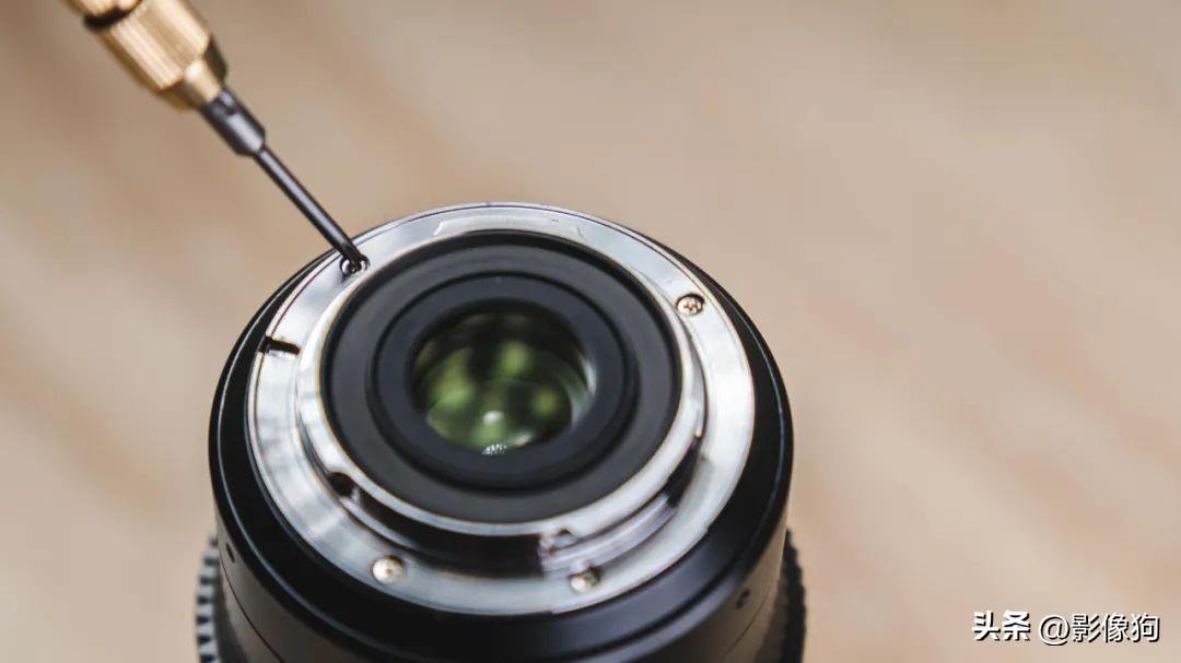 能随身携带的绝对电影感！老蛙变焦电影镜头续作登场