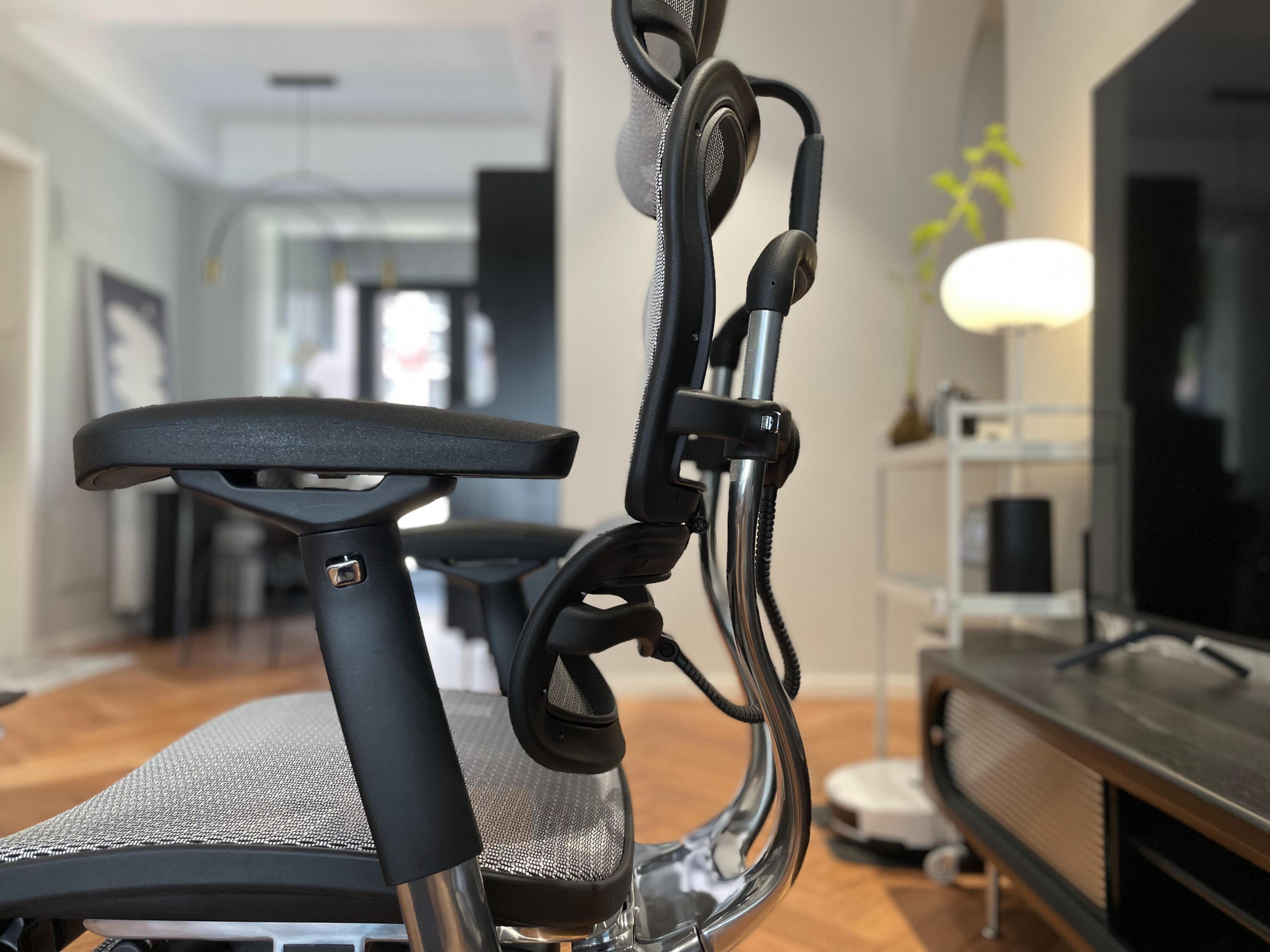 晒晒居家办公的电脑桌,晒晒我的居家办公环境