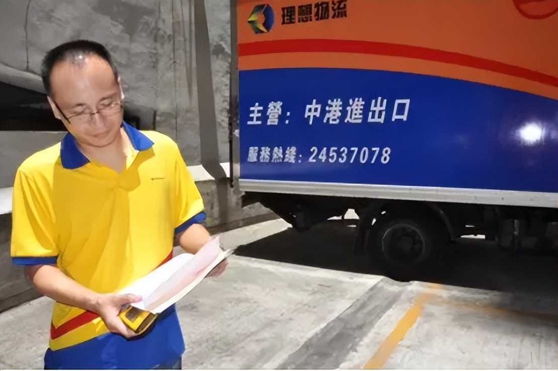 从年入38万的精英到拼命的加班人,中港司机怎么变化这么大?