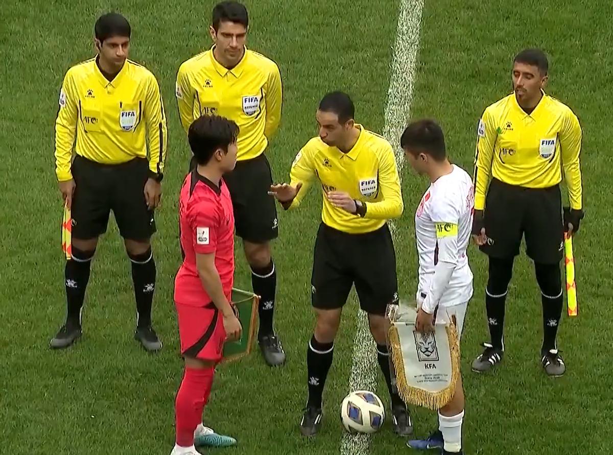 1比3国足输给了越南集锦,国足0比1输韩国全程回放