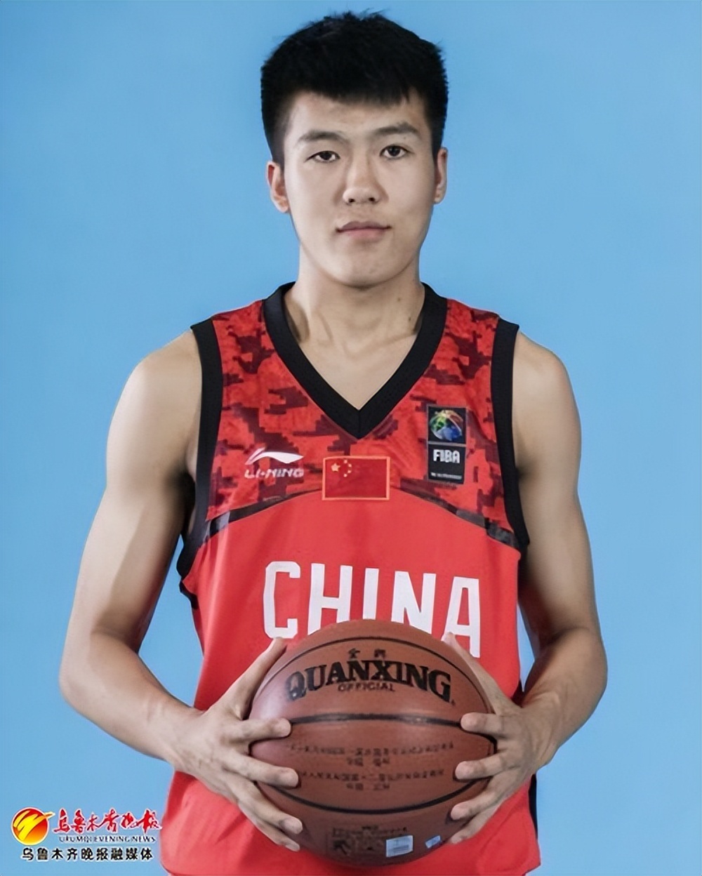 新疆男篮黄荣奇视频,黄荣奇新赛季回归四川篮球吗