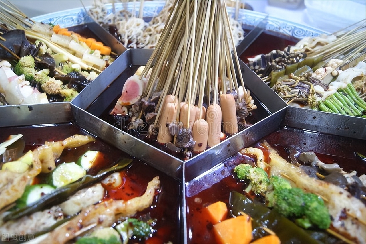 重庆麻辣烫盈利,重庆麻辣烫一年能赚多少钱