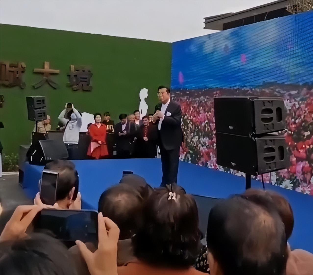 李双江之子李天一近况曝光,李贺与李双江和李天一