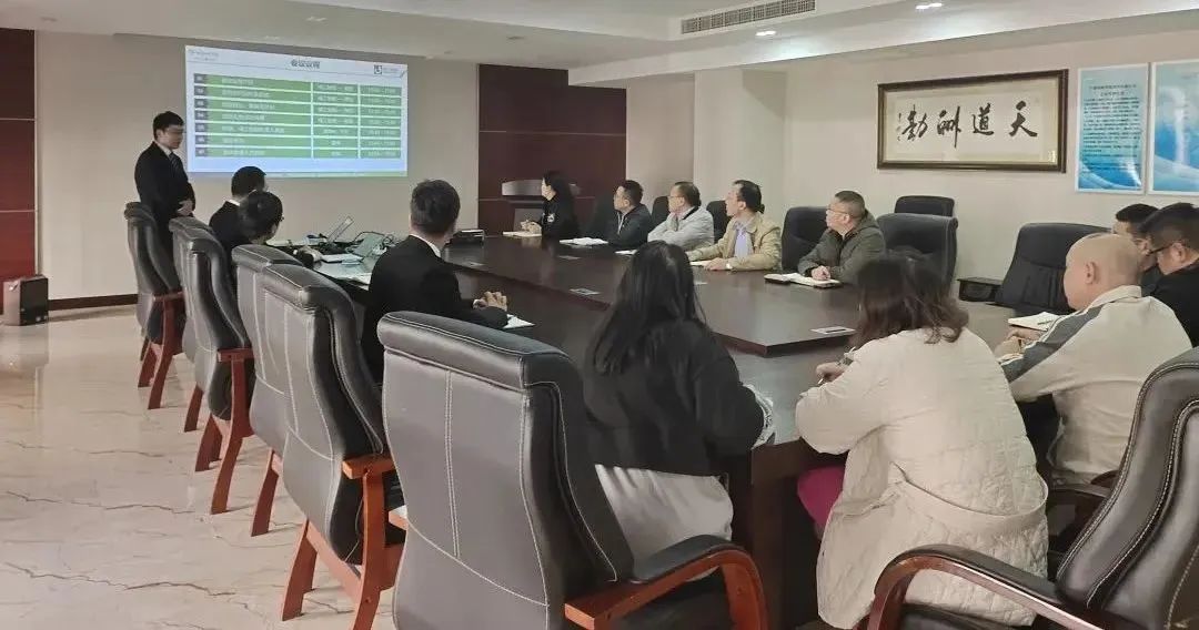 三足鼎立助民营信心足,三足鼎立破局