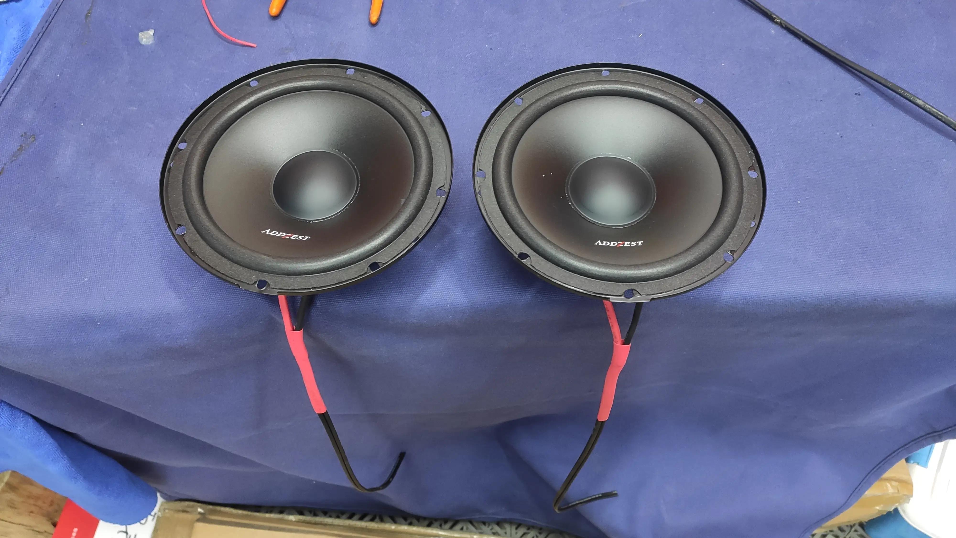 奇瑞艾瑞泽后门安装喇叭教程,艾瑞泽加装前门喇叭步骤