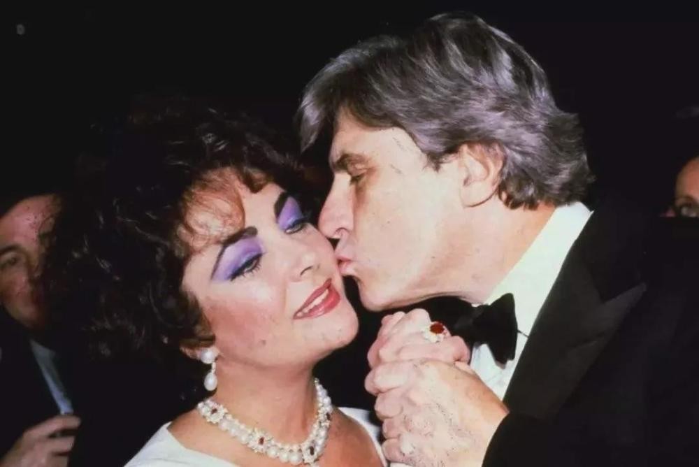 伊丽莎白泰勒从年轻到老的变化,伊丽莎白泰勒美貌