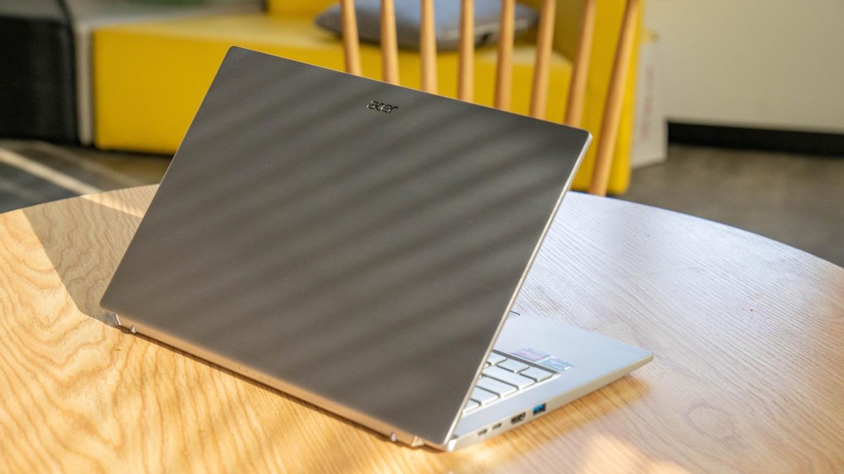 宏碁传奇go2023款游戏评测,宏碁传奇go2023刷新率