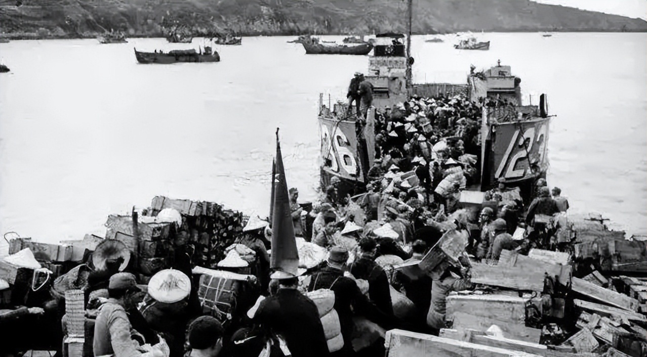 一江山岛登陆战，一天不到就全歼守军，主席笑称：火烧牛皮糖