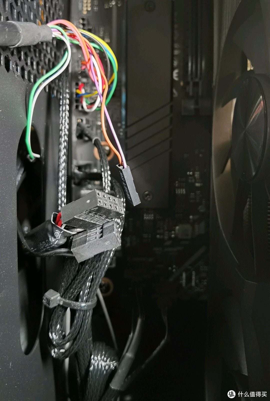 联想刃9000k装副屏,联想拯救者刃9000k2022款台式电脑