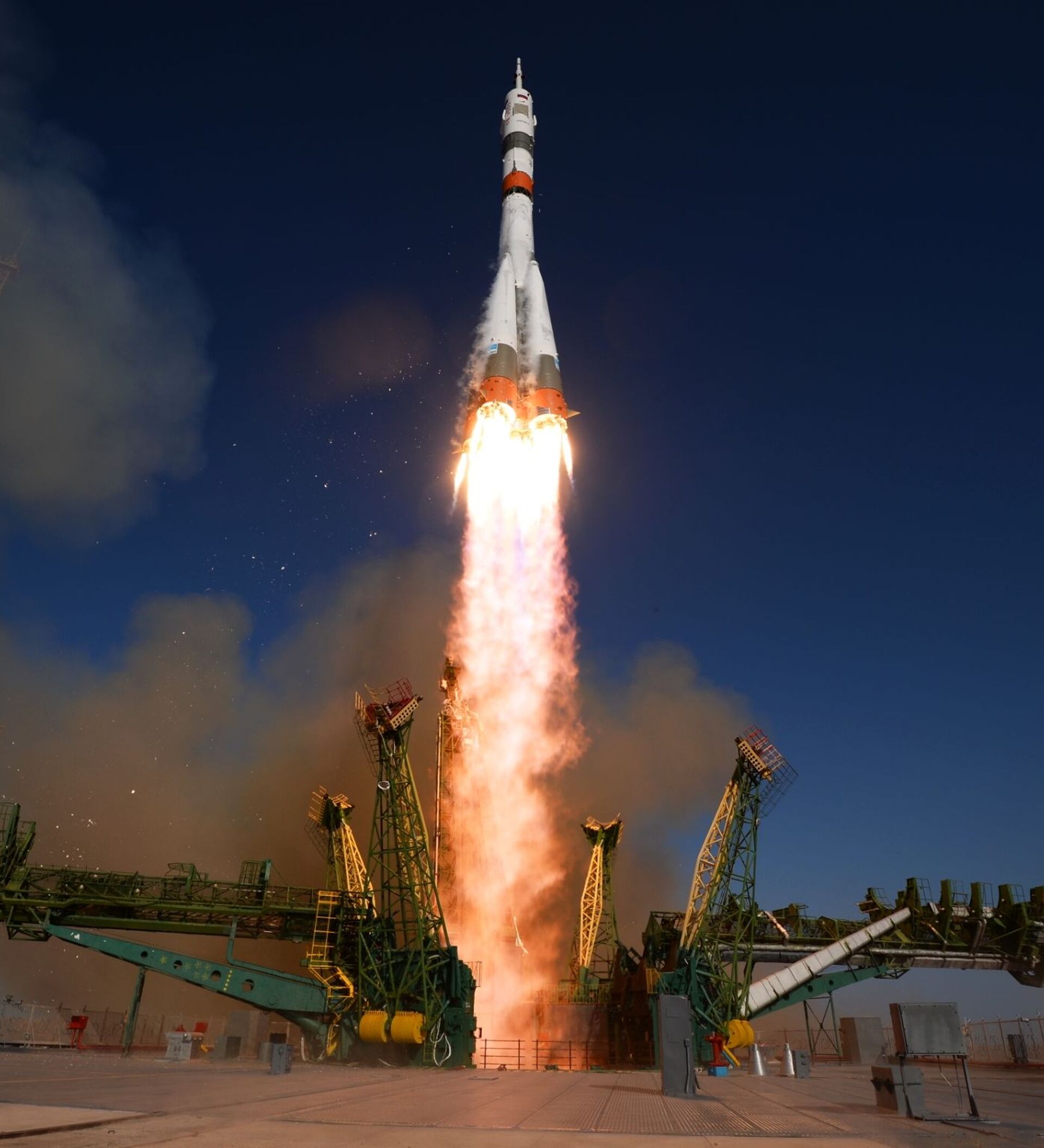 美俄航天员将同乘俄飞船返回,俄罗斯航天进展