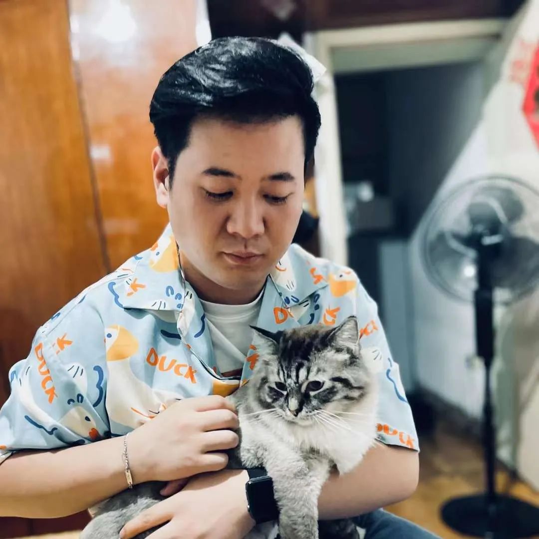 两位中职毕业生的25岁：家暴、欠债与逆风翻盘