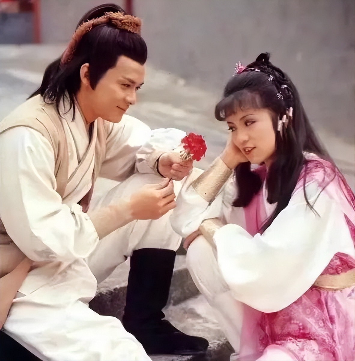 黄日华至今未娶吗,黄日华承诺永不再娶完整视频