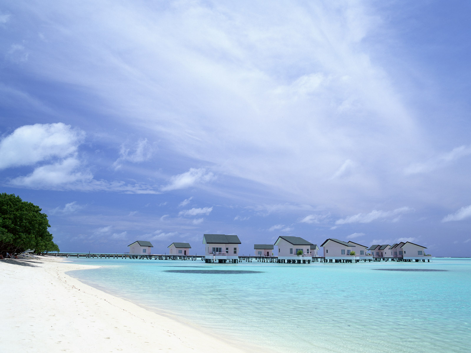 大海海滩美景图片,夏日最漂亮阳光海滩风景图片