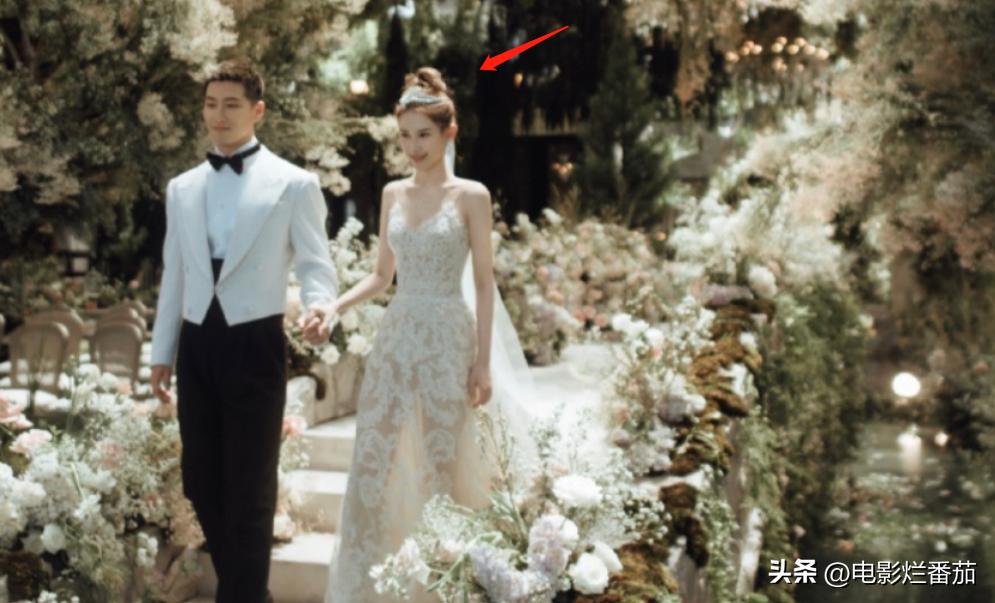 窦骁何超莲婚礼经典名场面,窦骁何超莲什么时候办的婚礼