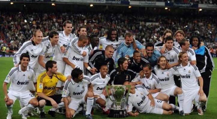 拉莫斯最巅峰的赛季,拉莫斯入选了多少次最佳阵容