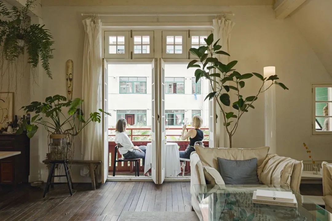 合租天花板上海,合租一个月5万的别墅