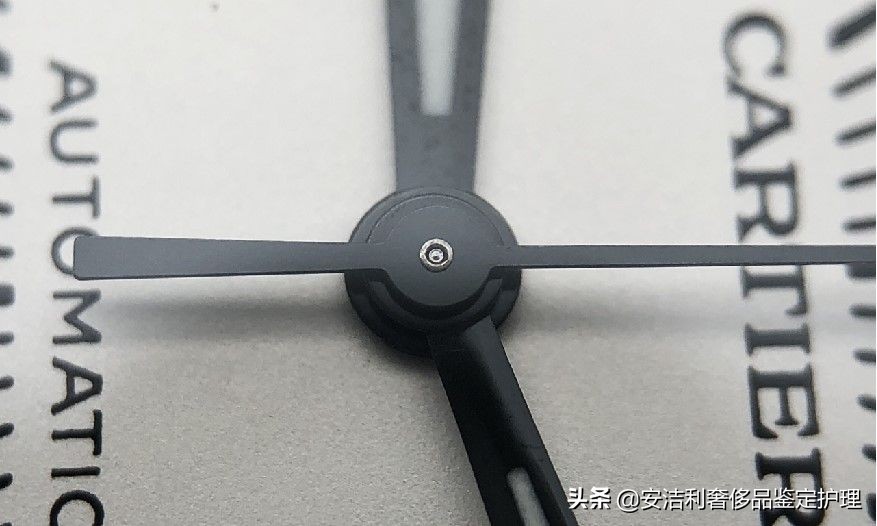 小安奢侈品鉴定教学,怎么鉴别卡地亚山度士